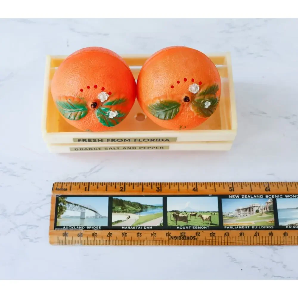 VTG Florida Orange in Crate Salt Pepper Shakers MCM Retro Cottagecore Farmhouse